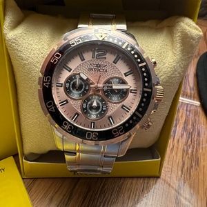 Invicta Mens chronograph rose gold/silver watch NIB